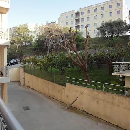 Apartamento Little House Patras